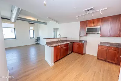 310 S 4th Street #805, Phoenix, AZ 85004 - Photo 7