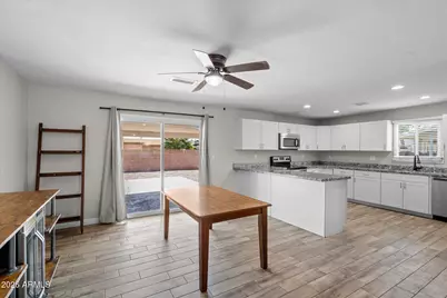 3631 W Denton Lane, Phoenix, AZ 85019 - Photo 7