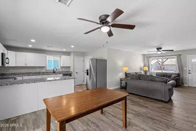 3631 W Denton Lane, Phoenix, AZ 85019 - Photo 9