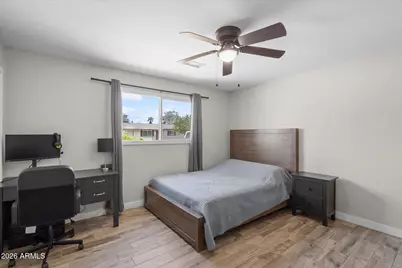 3631 W Denton Lane, Phoenix, AZ 85019 - Photo 15