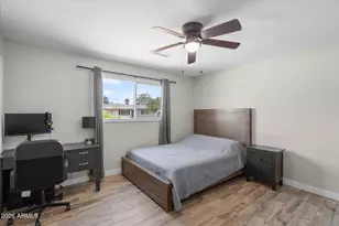 3631 W Denton Ln, Phoenix, AZ 85019 - Photo 15