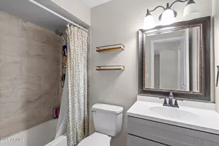 3631 W Denton Ln, Phoenix, AZ 85019 - Photo 15