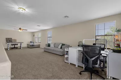 3422 W Leodra Lane, Phoenix, AZ 85041 - Photo 17