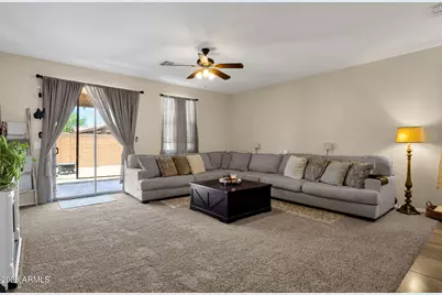 3422 W Leodra Lane, Phoenix, AZ 85041 - Photo 9