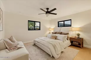 2038 E Cheery Lynne Rd, Phoenix, AZ 85016 - Photo 15