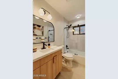 2038 E Cheery Lynne Road, Phoenix, AZ 85016 - Photo 21
