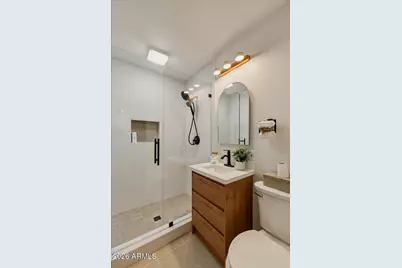 2038 E Cheery Lynne Road, Phoenix, AZ 85016 - Photo 19
