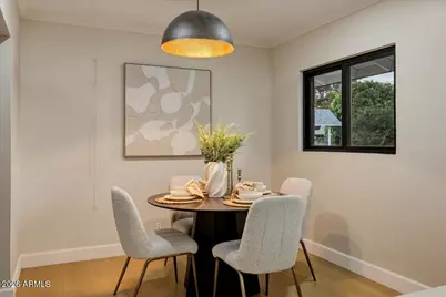 2038 E Cheery Lynne Road, Phoenix, AZ 85016 - Photo 9