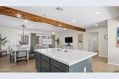2929 N 55th Place, Phoenix, AZ 85018 - Photo 11