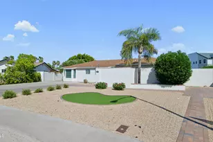 2929 N 55th Pl, Phoenix, AZ 85018 - Photo 3