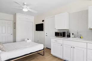 2929 N 55th Pl, Phoenix, AZ 85018 - Photo 47
