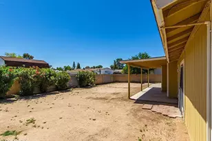 2059 E Adobe St, Mesa, AZ 85213 - Photo 5