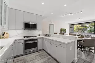 15215 N Kierland Blvd, Scottsdale, AZ 85254 - Photo 9