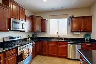 3272 E Meadowview Dr, Gilbert, AZ 85298 - Photo 13
