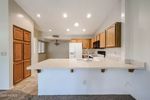 3233 E Desert Cove Ave, Phoenix, AZ 85028 - Photo 9