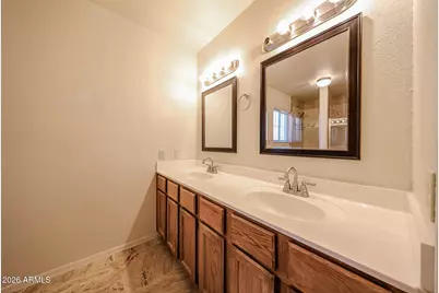 3233 E Desert Cove Avenue, Phoenix, AZ 85028 - Photo 19