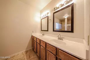 3233 E Desert Cove Ave, Phoenix, AZ 85028 - Photo 19