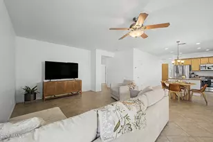 896 E La Costa Pl, Chandler, AZ 85249 - Photo 11