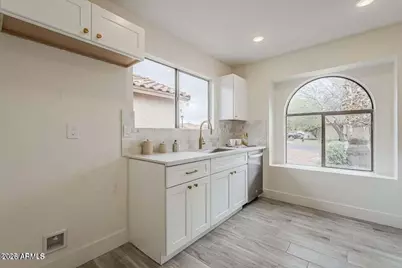 4545 N 67th Avenue #1106, Phoenix, AZ 85033 - Photo 9