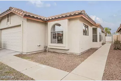 4545 N 67th Avenue #1106, Phoenix, AZ 85033 - Photo 1