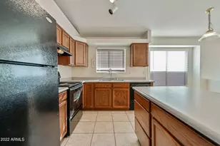2607 E Anderson Dr, Phoenix, AZ 85032 - Photo 7