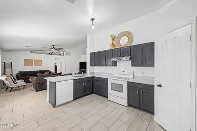 3749 E Thornton Avenue, Gilbert, AZ 85297 - Photo 11
