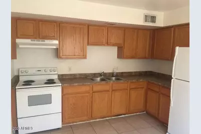 1233 E Henry Street #Unit B, Tempe, AZ 85288 - Photo 1