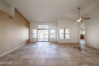 6910 W Kimberly Way, Glendale, AZ 85308 - Photo 7