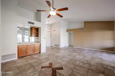 6910 W Kimberly Way, Glendale, AZ 85308 - Photo 9