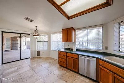 6910 W Kimberly Way, Glendale, AZ 85308 - Photo 17