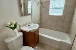 925 E Turney Ave, Phoenix, AZ 85014 - Photo 9