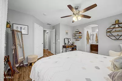 15465 W Shangri La Road, Surprise, AZ 85379 - Photo 11