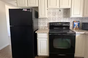 127 W Caldwell St, Phoenix, AZ 85041 - Photo 5