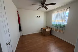 127 W Caldwell St, Phoenix, AZ 85041 - Photo 7