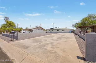 4805 S 35th Dr, Phoenix, AZ 85041 - Photo 3