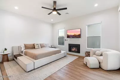 744 E Myrtle Avenue, Phoenix, AZ 85020 - Photo 13