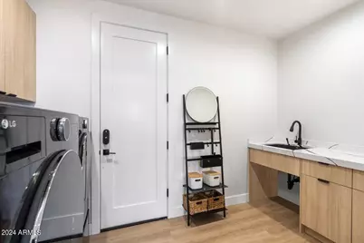 744 E Myrtle Avenue, Phoenix, AZ 85020 - Photo 27