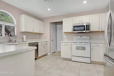 2500 E Orchid Lane, Gilbert, AZ 85296 - Photo 9