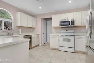 2500 E Orchid Ln, Gilbert, AZ 85296 - Photo 9