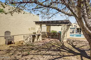 2225 E Catalina Dr, Phoenix, AZ 85016 - Photo 37