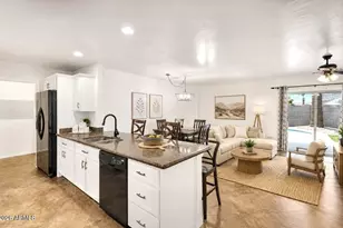 911 W Loughlin Dr, Chandler, AZ 85225 - Photo 9