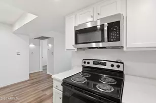 12440 N 20th St, Phoenix, AZ 85022 - Photo 11
