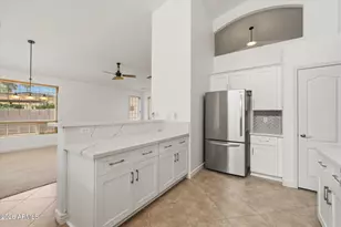 61 S Forest Dr, Chandler, AZ 85226 - Photo 13