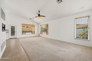 61 S Forest Dr, Chandler, AZ 85226 - Photo 9