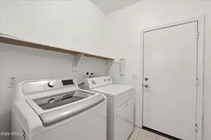 61 S Forest Dr, Chandler, AZ 85226 - Photo 25