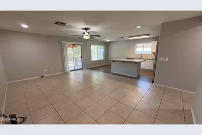 8955 W Charleston Avenue, Peoria, AZ 85382 - Photo 7