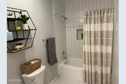 3909 E Shaw Butte Drive, Phoenix, AZ 85028 - Photo 13