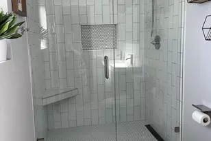 3909 E Shaw Butte Dr, Phoenix, AZ 85028 - Photo 9