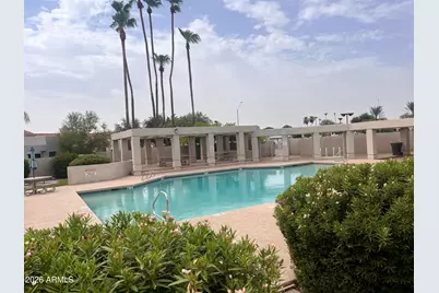 325 W Le Marche Avenue, Phoenix, AZ 85023 - Photo 11