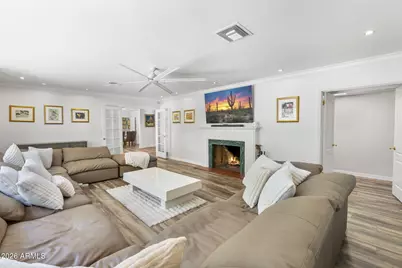 550 W Berridge Lane, Phoenix, AZ 85013 - Photo 15